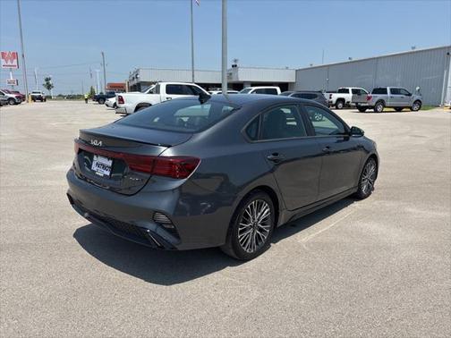 2022 Kia Forte GT-Line