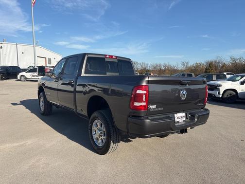 2024 RAM 2500 Laramie Crew Cab 4x4 6'4' Box
