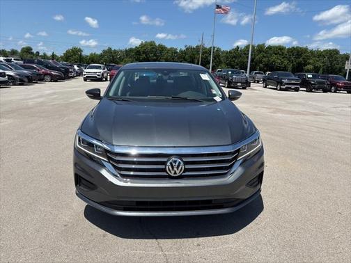 2022 Volkswagen Passat 2.0T Limited Edition