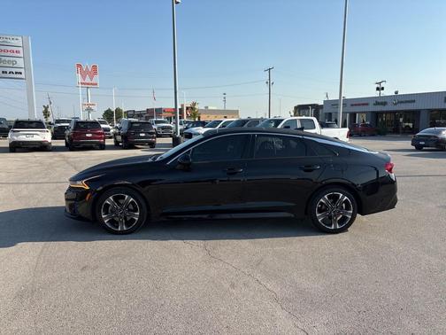 2022 Kia K5 EX