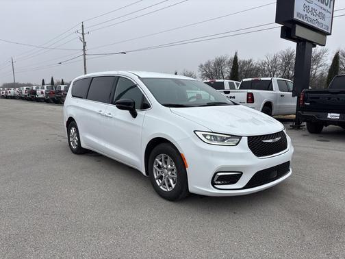 2026 Chrysler Pacifica L