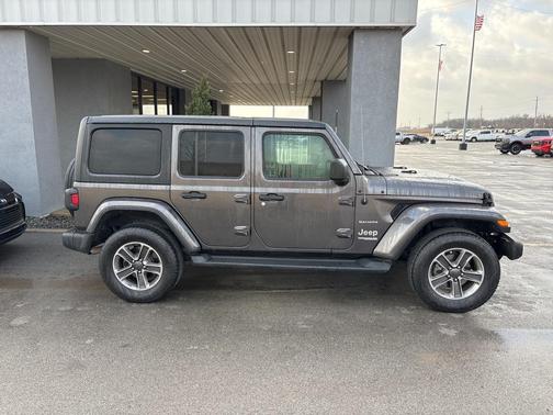 2021 Jeep Wrangler Unlimited Sahara