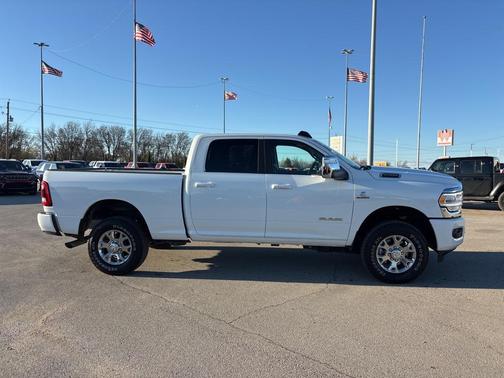 2024 RAM 2500 Laramie Crew Cab 4x4 6'4' Box