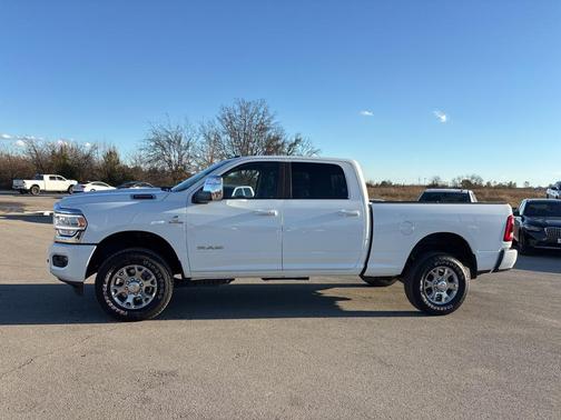 2024 RAM 2500 Laramie Crew Cab 4x4 6'4' Box