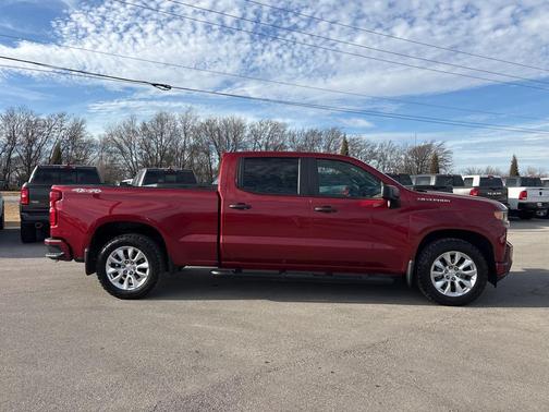 2020 Chevrolet Silverado 1500 Custom