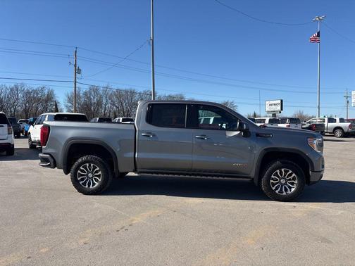 2022 GMC Sierra 1500 AT4