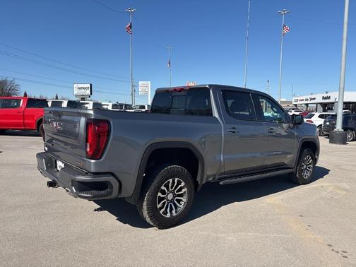 2022 GMC Sierra 1500 AT4