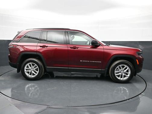 2026 Jeep Grand Cherokee Altitude