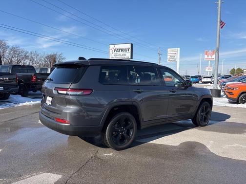 2023 Jeep Grand Cherokee L Altitude