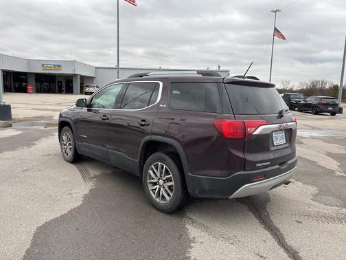 2018 GMC Acadia SLE-2
