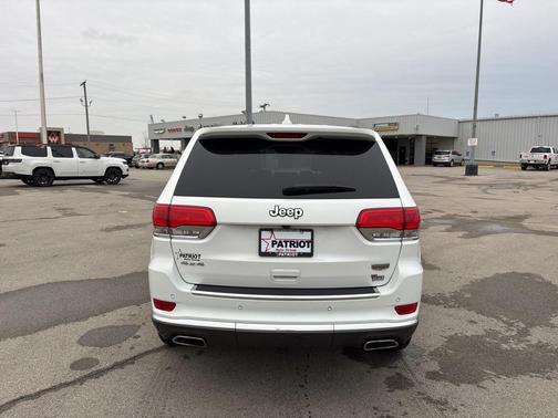 2019 Jeep Grand Cherokee Summit