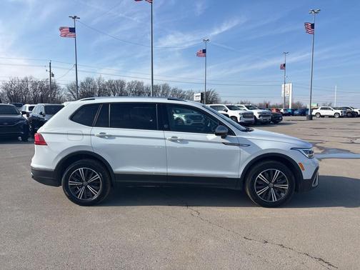 2024 Volkswagen Tiguan 2.0T SE