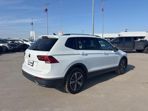 2024 Volkswagen Tiguan 2.0T SE