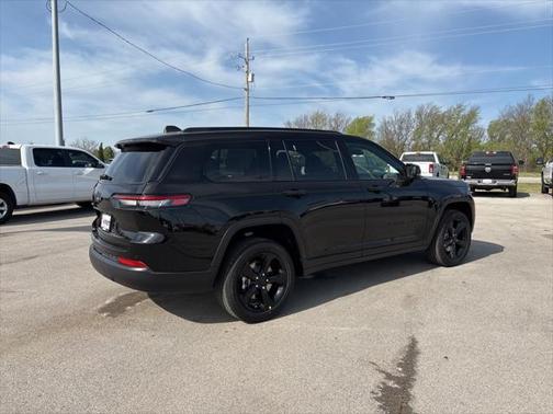 2025 Jeep Grand Cherokee L Altitude