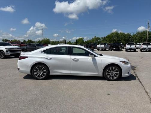2021 Lexus ES 250 Base