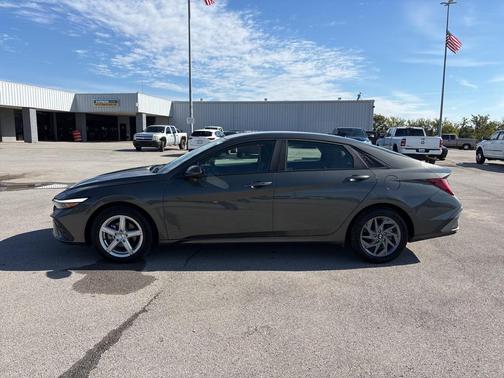 2024 Hyundai ELANTRA HEV Blue