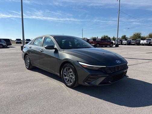 2024 Hyundai ELANTRA HEV Blue