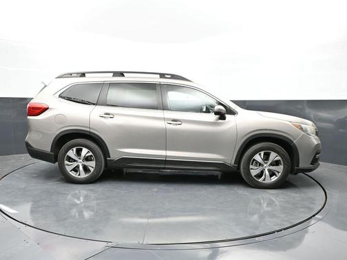 Tungsten Metallic 2019 Subaru Ascent Premium 7-Passenger