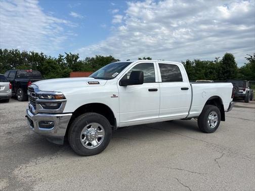 2025 RAM 2500 Tradesman Crew Cab 4x4 6'4' Box