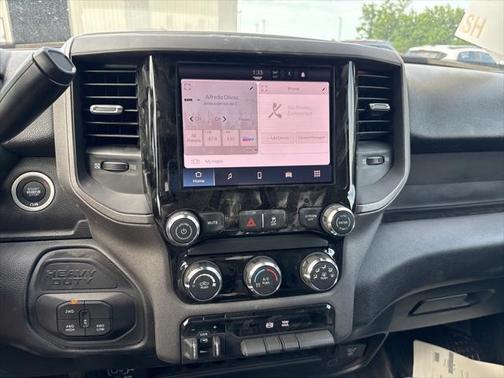 2025 RAM 2500 Tradesman Crew Cab 4x4 6'4' Box