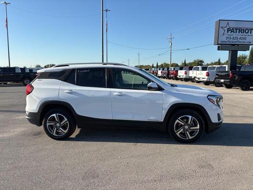 2020 GMC Terrain SLT