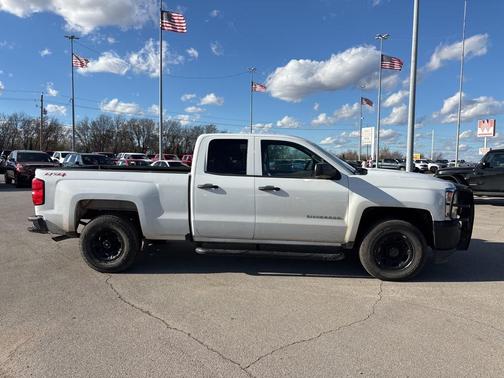 2017 Chevrolet Silverado 1500 WT