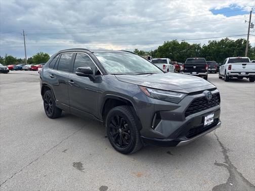 2022 Toyota RAV4 Hybrid SE