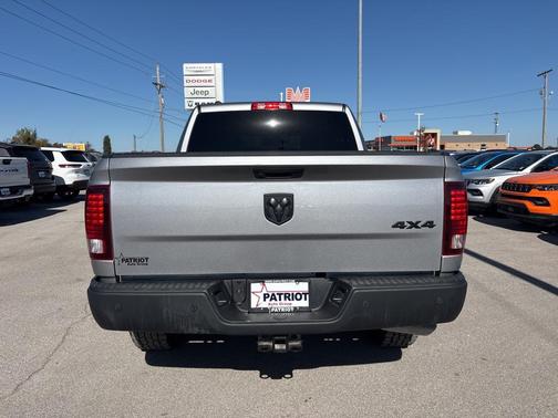 2022 RAM 1500 Classic Warlock Crew Cab 4x4 5'7' Box