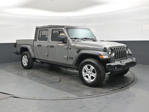 Sting-Gray Clearcoat 2021 Jeep Gladiator Sport
