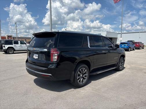 2021 Chevrolet Suburban LT