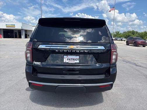2021 Chevrolet Suburban LT