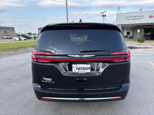 2025 Chrysler Pacifica L