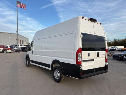 2026 RAM ProMaster 3500 High Roof