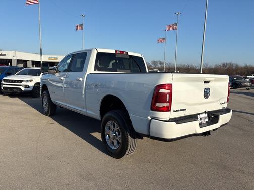 2023 RAM 2500 Laramie Crew Cab 4x4 6'4' Box