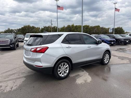 2021 Chevrolet Equinox LS