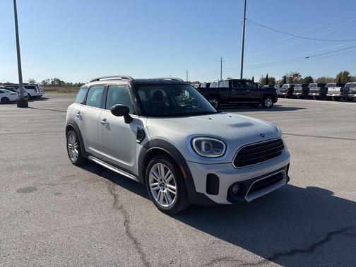 2022 MINI Countryman Oxford Edition