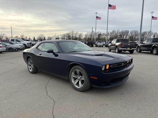 2015 Dodge Challenger SXT