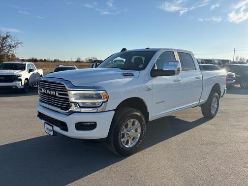 2024 RAM 2500 Laramie Crew Cab 4x4 6'4' Box