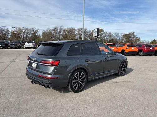 2021 Audi SQ7 4.0T Prestige