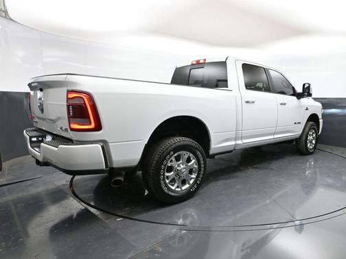 Bright White Clearcoat 2024 RAM 2500 Laramie Crew Cab 4x4 6'4' Box