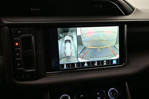 White Frost Tricoat 2022 GMC Yukon XL Denali