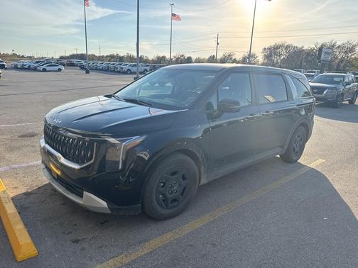 2025 Kia Carnival LXS