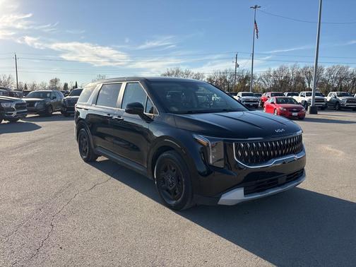 2025 Kia Carnival LXS