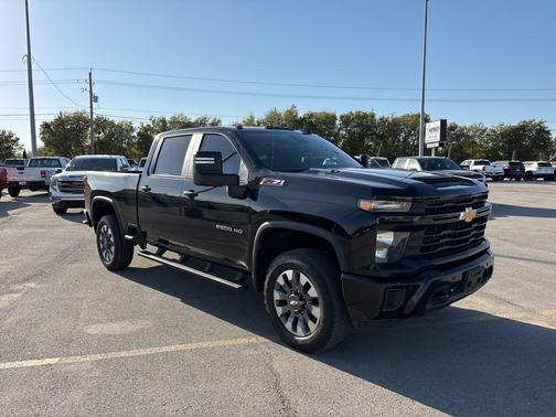 2025 Chevrolet Silverado 2500 Custom