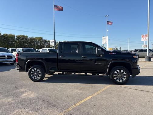 2025 Chevrolet Silverado 2500 Custom