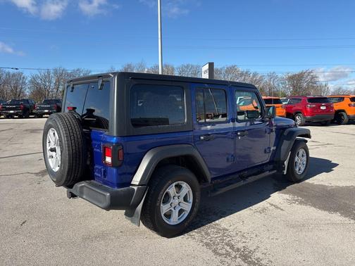 2020 Jeep Wrangler Unlimited Sport