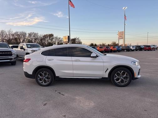 2020 BMW X4 xDrive30i