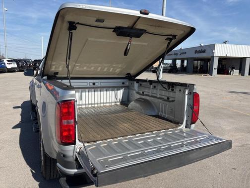 2017 Chevrolet Colorado LT