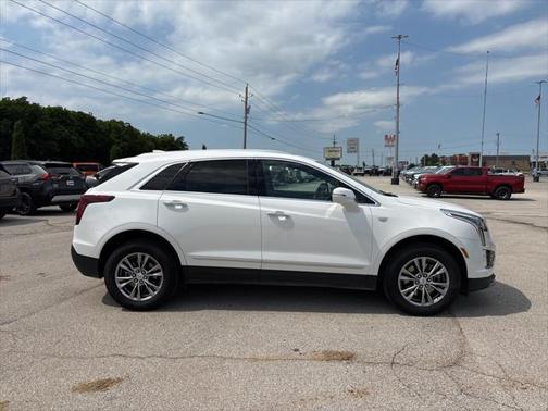 2023 Cadillac XT5 Premium Luxury