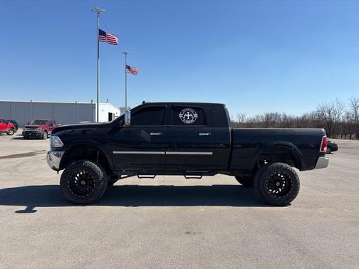 2018 RAM 2500 Laramie Mega Cab 4x4 6'4' Box